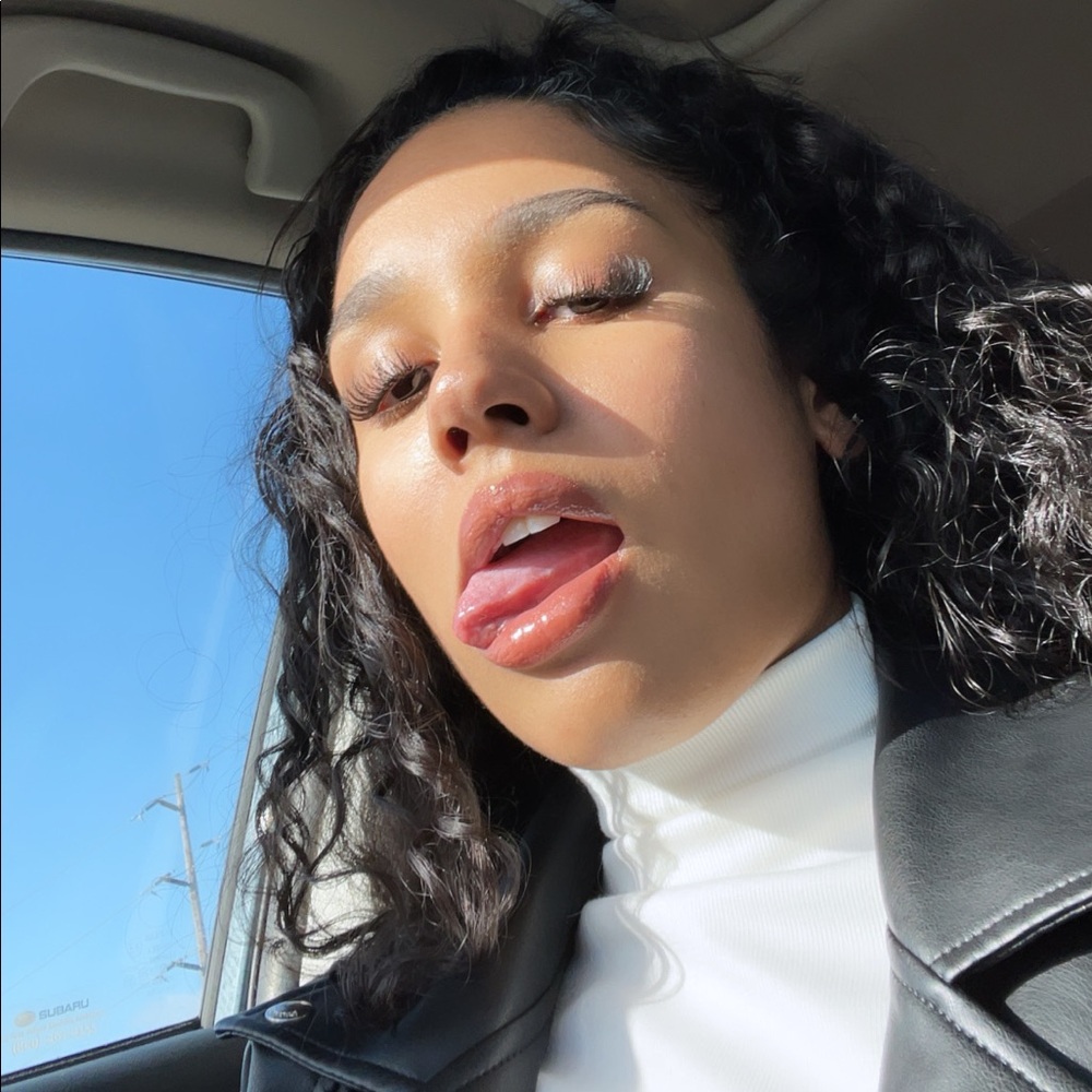 Meet your Posher, Kei'ali